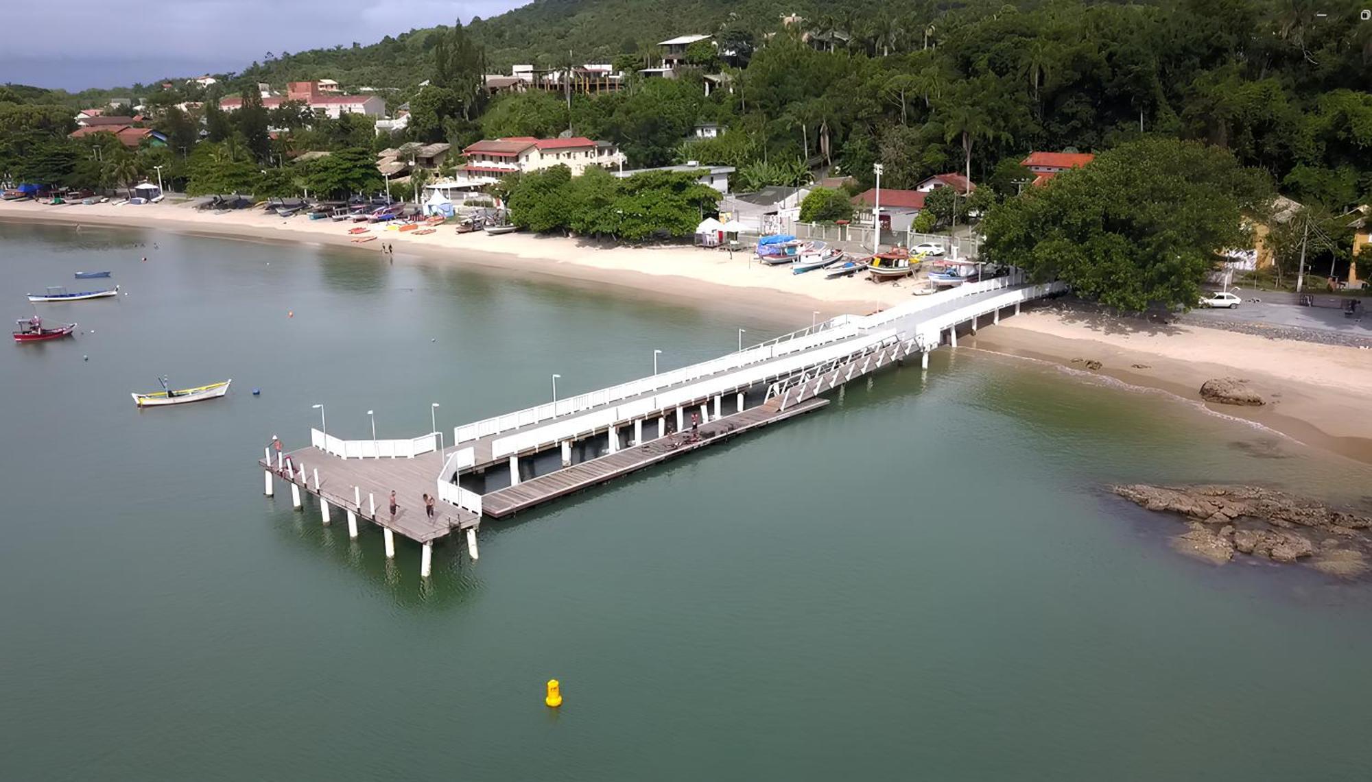 Pousada Ilha Do Itacolomi Penha  Exterior foto